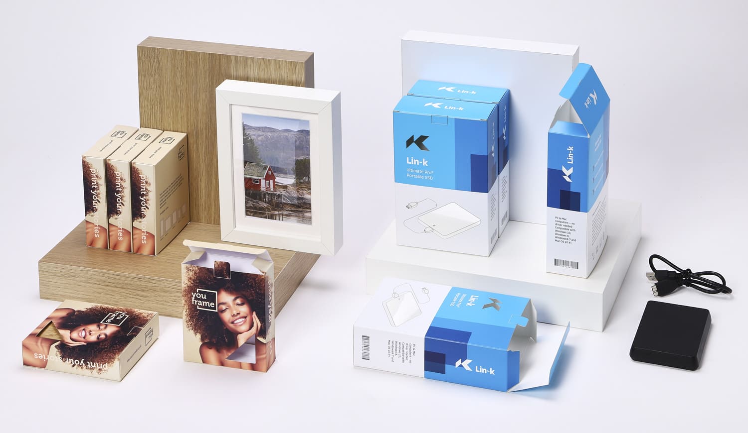 Boxes with Thumb Tab